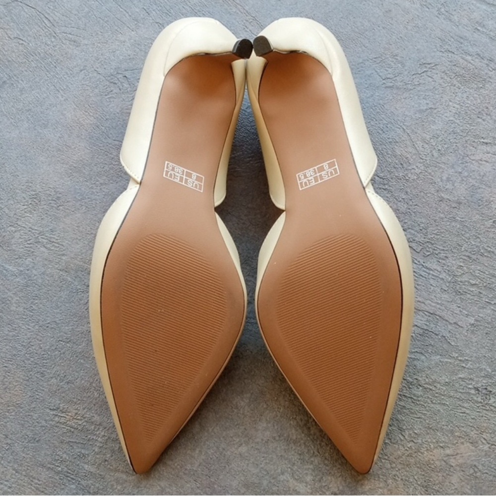 NWOT Castamere Cream Women's Heels Cottagecore feminine,8 Heel height 2 3/4 - Picture 4 of 5